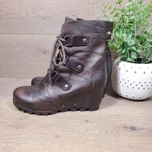 Sorel Joan of Artic Wedge Mid Boots